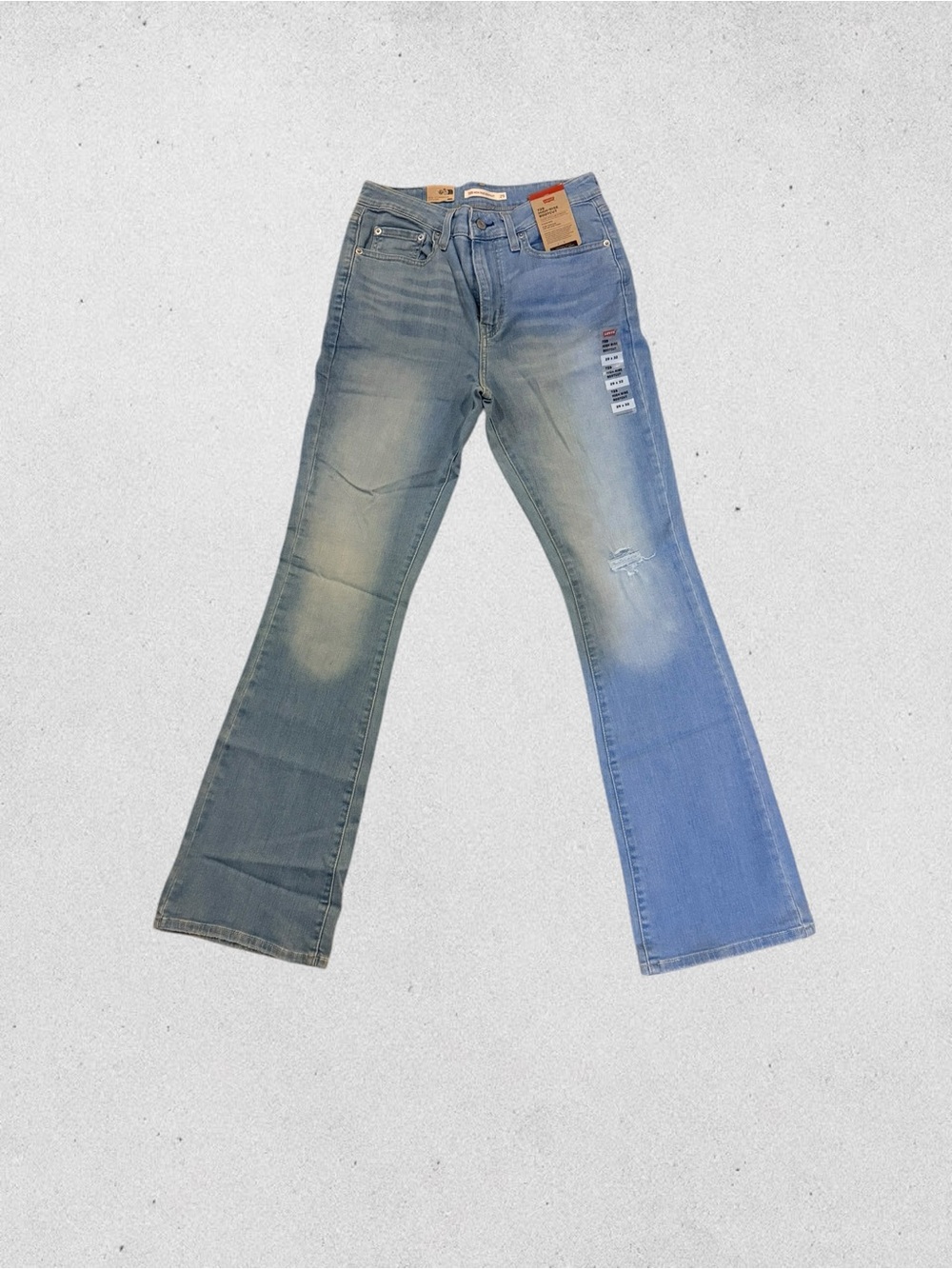 Levi's 725 High-Rise Bootcut Jeans - Light Blue Wash - Picture 4 of 11